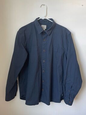 L.L. Bean cotton button down shirt medium navy blue